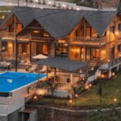 LUXURIOUS ABALONE VILLA IN ALIBAUG